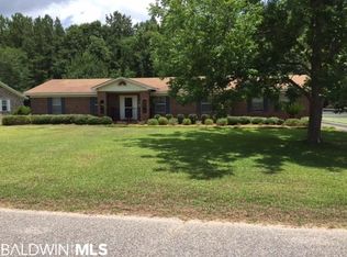 117 Woodmere Dr, Brewton, AL 36426
