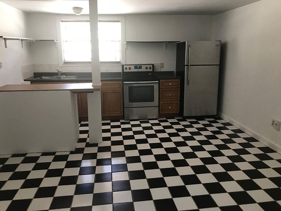 eat in large updated kitchen with newer silver appliances