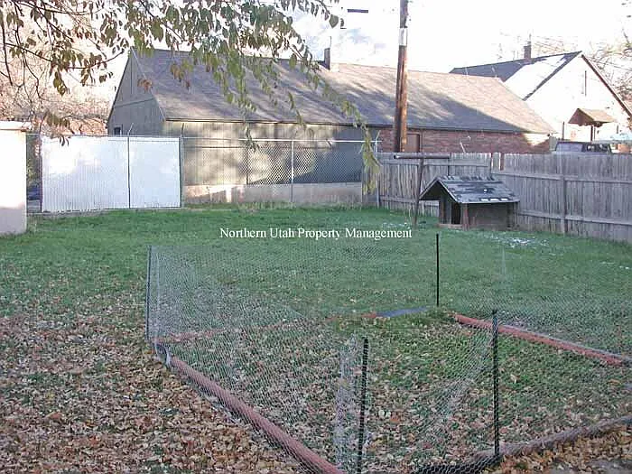 2870 Monroe Blvd #2 — Photo 11