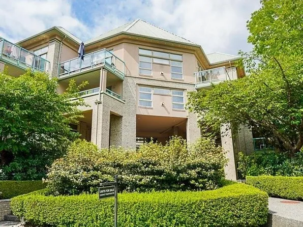 301 Maude Rd #410, Pt Moody, BC V3H 5B1