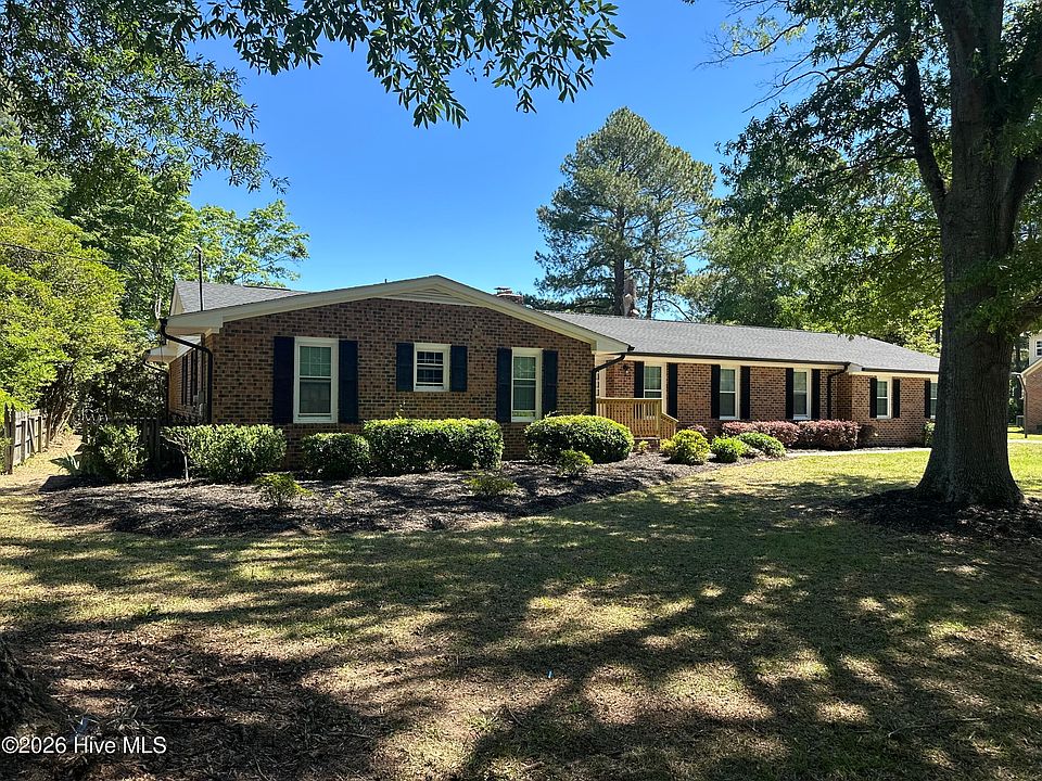 1st image of 1304 Dogwood Lane