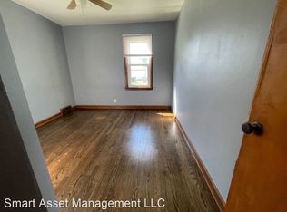 2839 N 76th St APT 1, Milwaukee, WI 53222