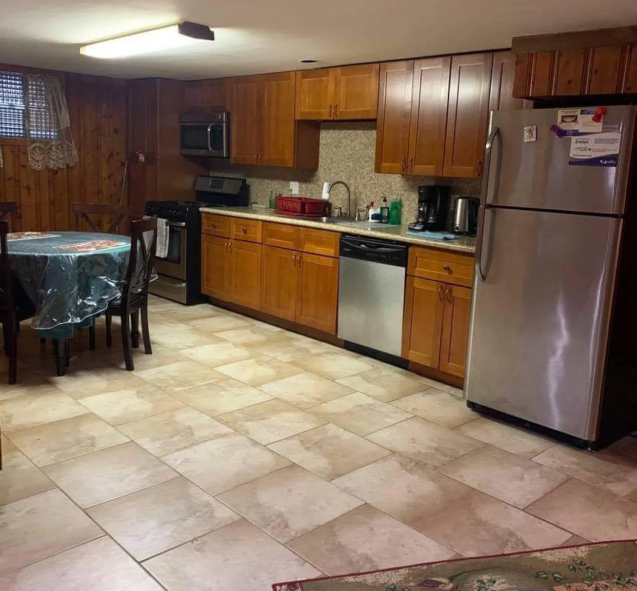 217 Hunter Ave — Photo 1