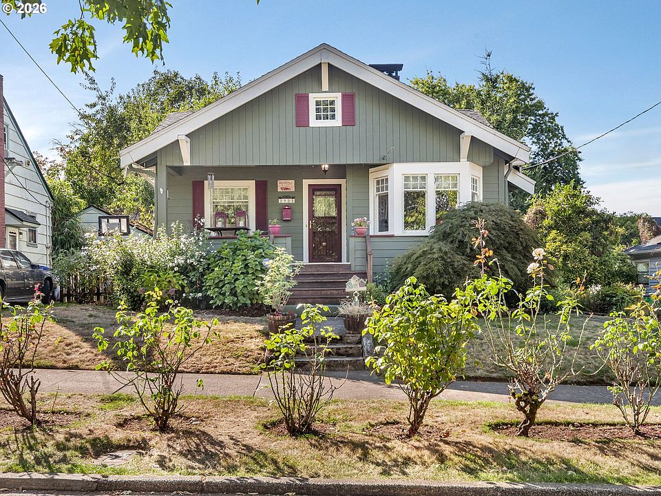 1st image of 3935 NE 72nd Ave