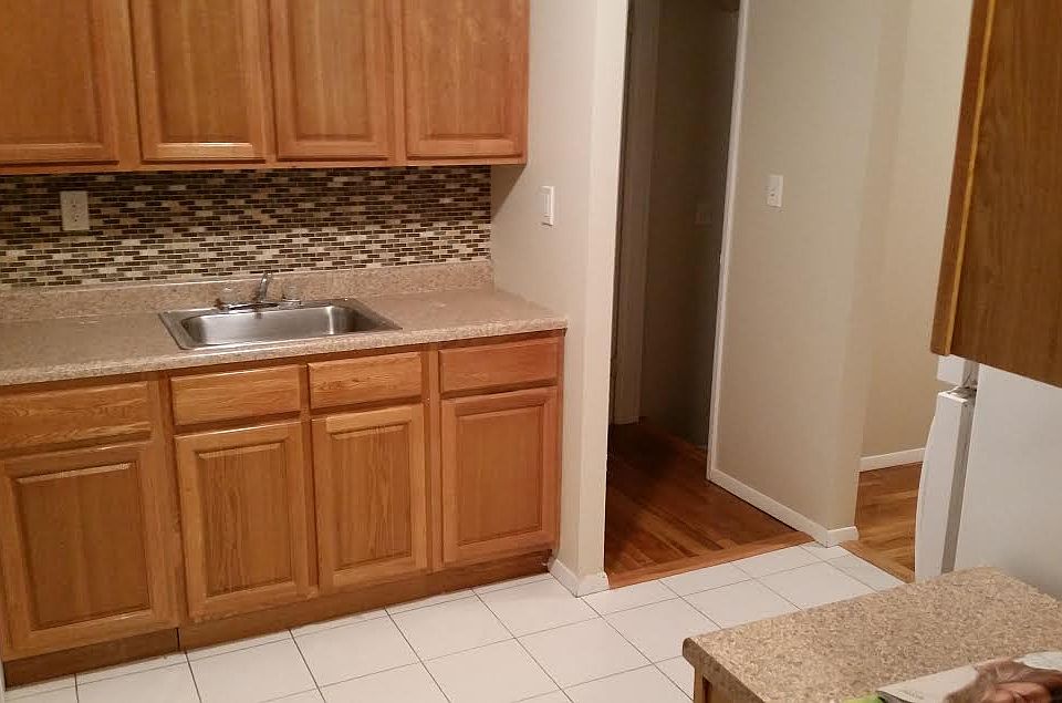 1st image of 132-27 156 Street.