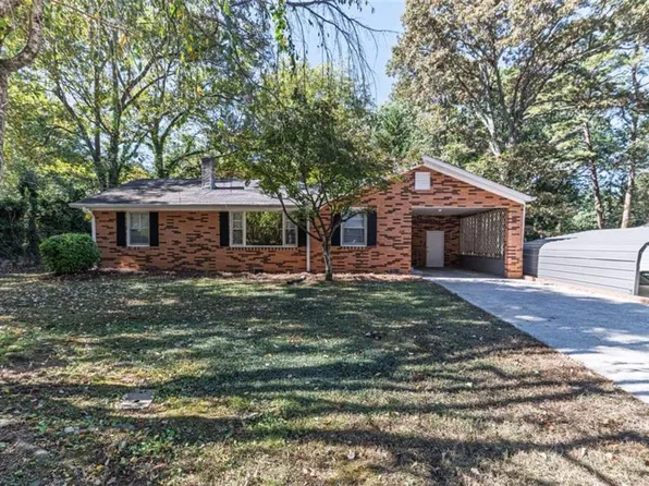 4711 Puckett St, Forest Park, GA 30297