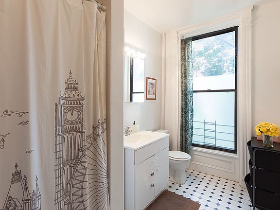 5th image of 866 President St APT 3
