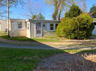 1261 Newport Rd, Manheim, PA 17545