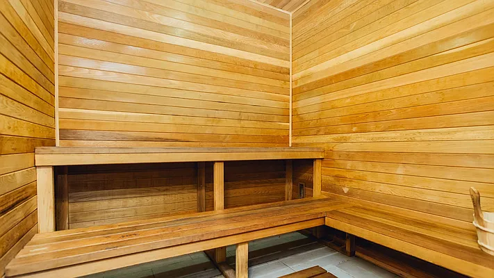 Rented by Nooklyn NYC LLC | media 53