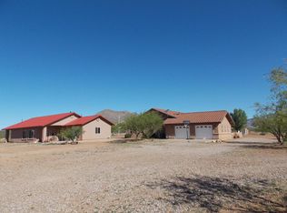 861 W Yucca Springs Trl, Huachuca City, AZ 85616