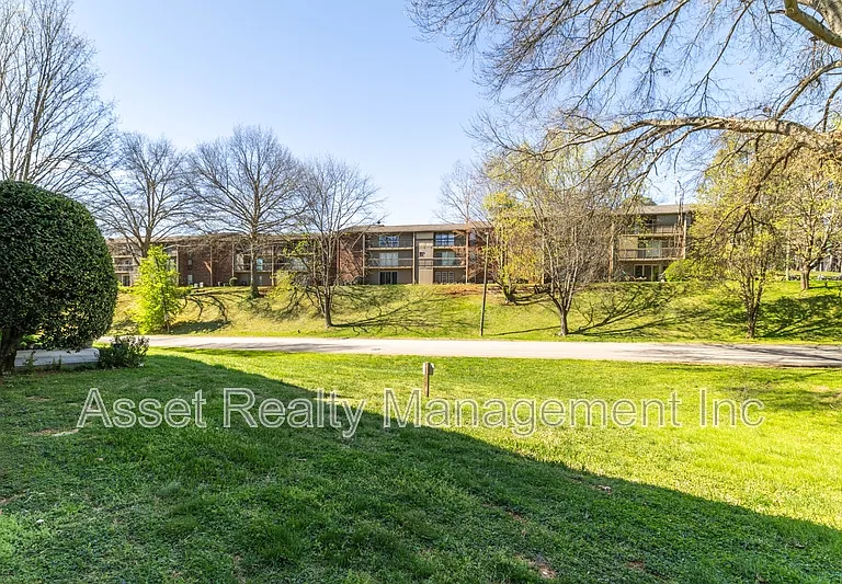 431 Canberra Dr #431 — Photo 9