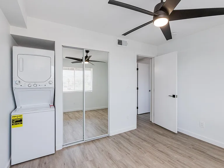 2026 S Hammond Dr — Photo 4