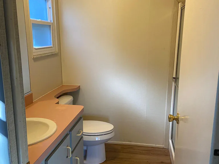 324 Westwood Dr — Photo 10