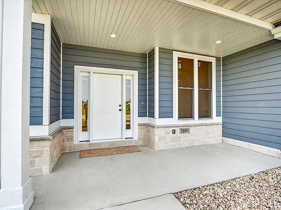 4th image of 7691 Stonecrop Way