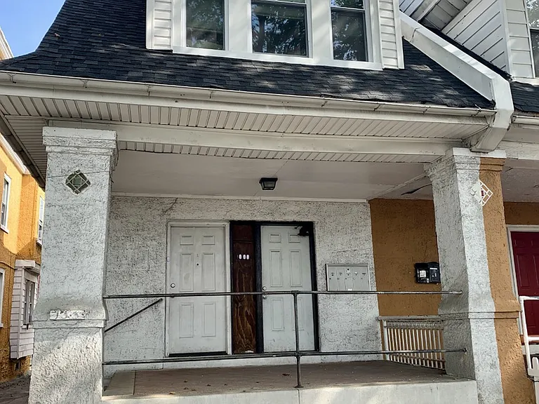 Roosevelt Blvd E 133 — Photo 10