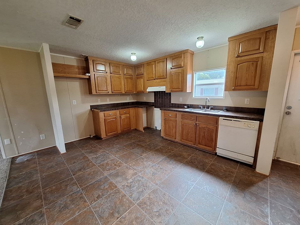 Kelly Drive Apartments 1134 Kelly Dr Hinesville GA Zillow