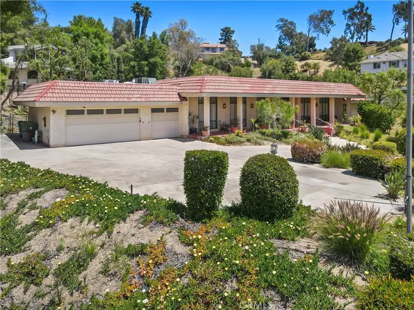 11560 Yarmouth Ave, Granada Hills, CA 91344