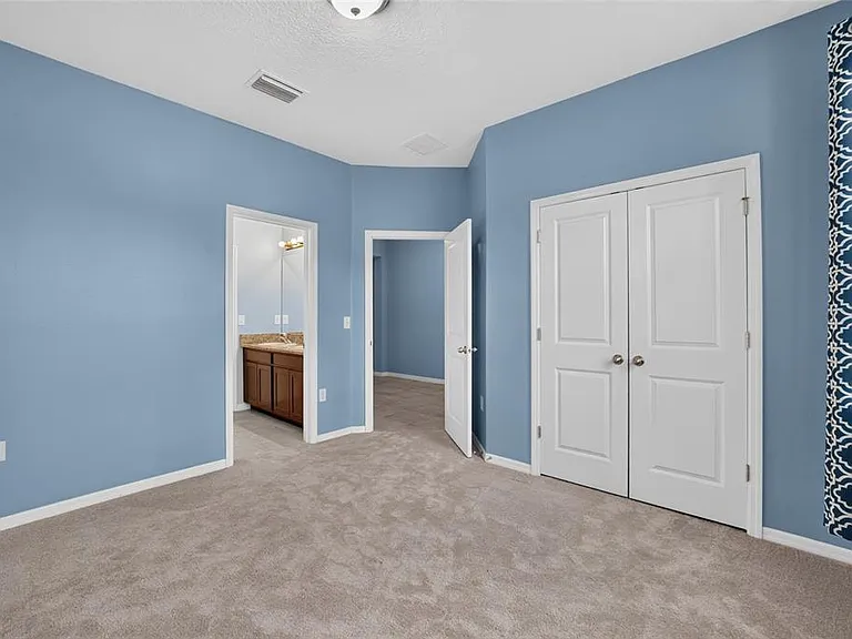 4572 SW 65th Pl — Photo 44