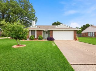 3612 Glenview Dr, Corinth, TX 76210