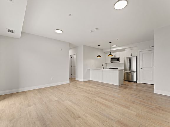 4th image of 4755 Walker Rd #311