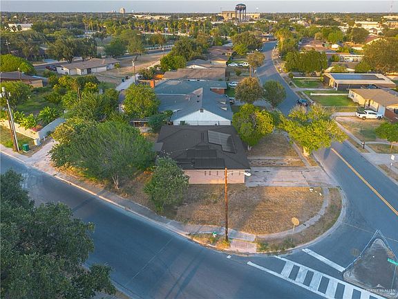 5th image of 2616 Quince Ln