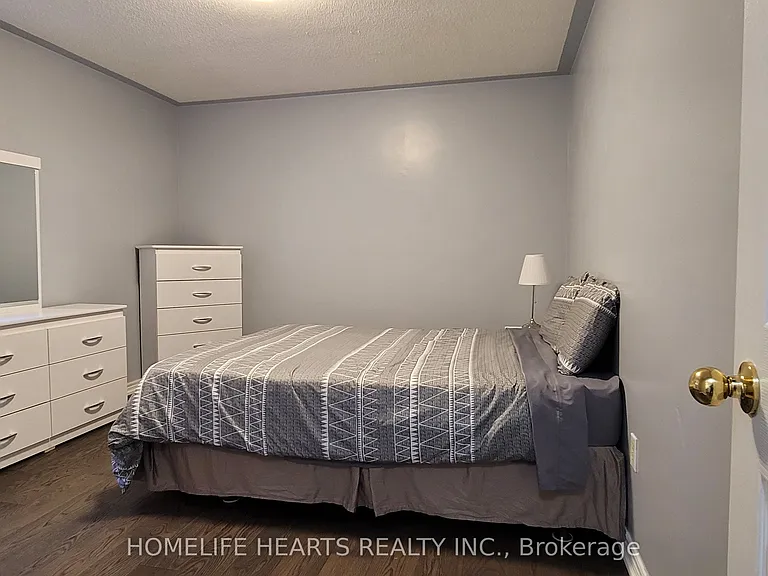 43 Turquoise Cres — Photo 14