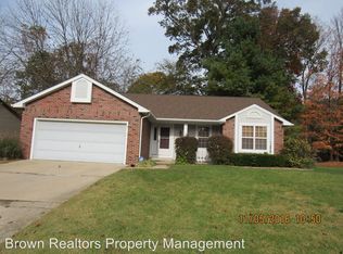 213 Oxford Ave, Fairview Heights, IL 62208
