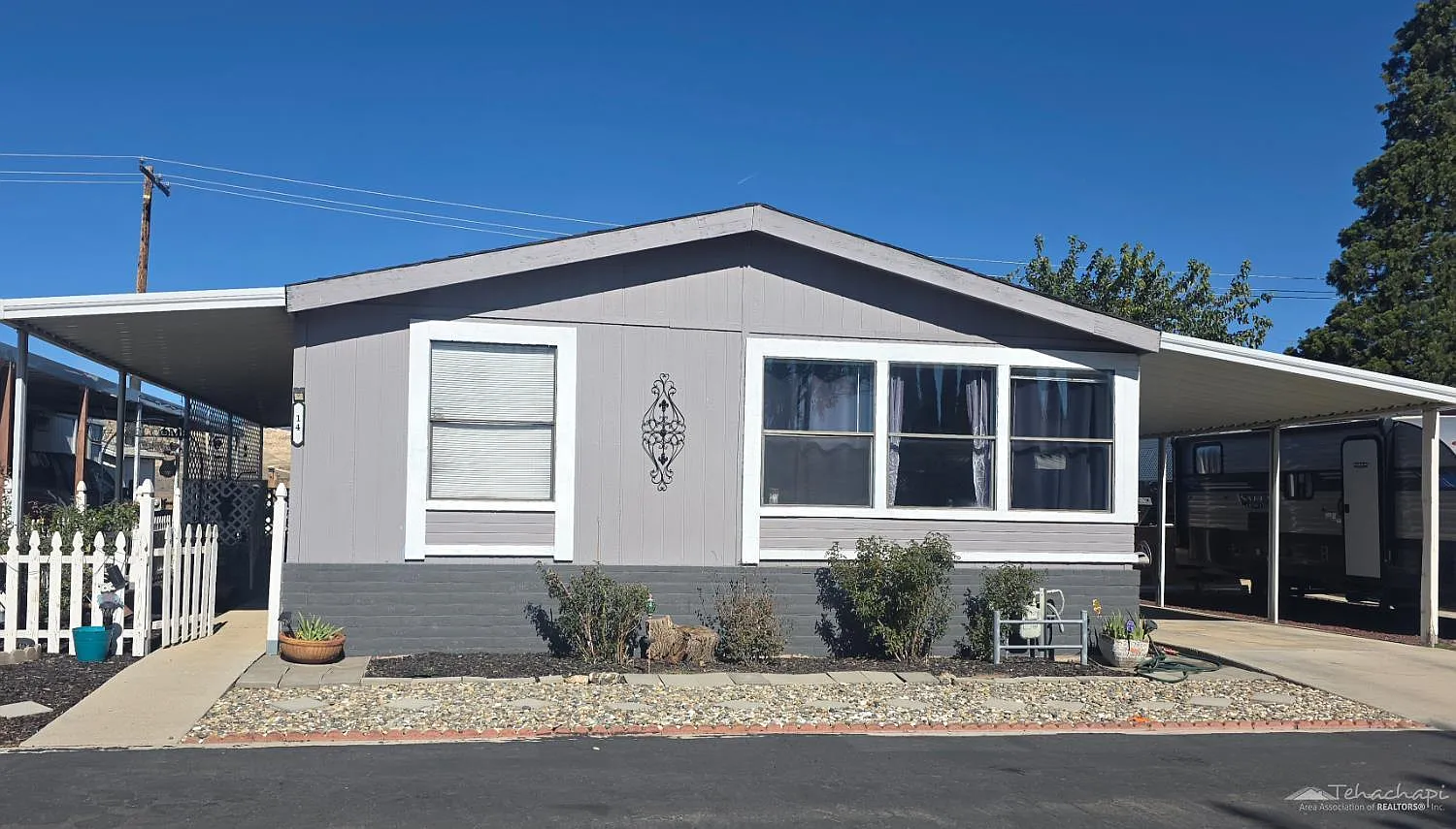 14556 E Tehachapi Blvd Space 14 photo 1