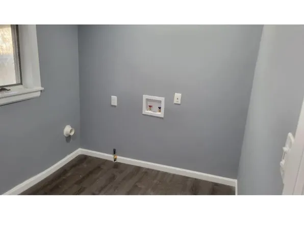 335 Barclay St, Burlington, NJ 08016