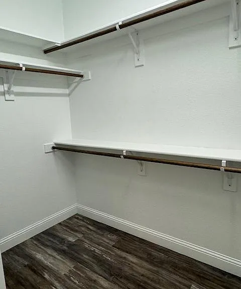 116 Lampassas Dr — Photo 10