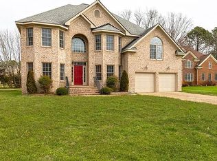 34 Edenbrook Dr, Hampton, VA 23666