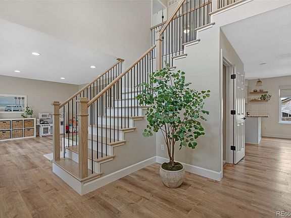 3rd image of 9272 S Crestmore Way