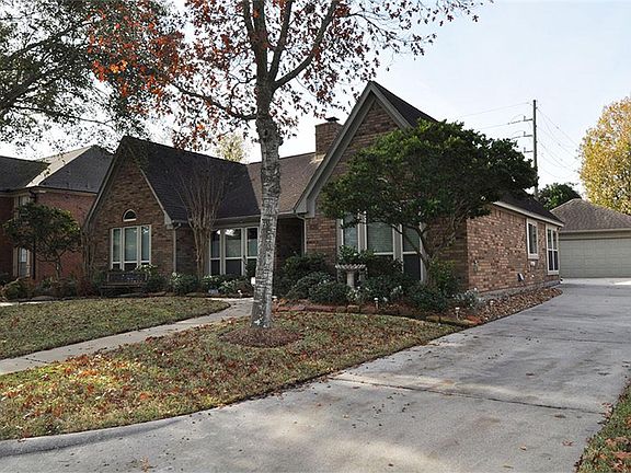 2nd image of 19619 Atasca Oaks Dr