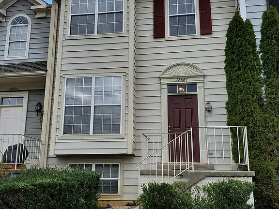 4th image of 12887 Hyannis Ln