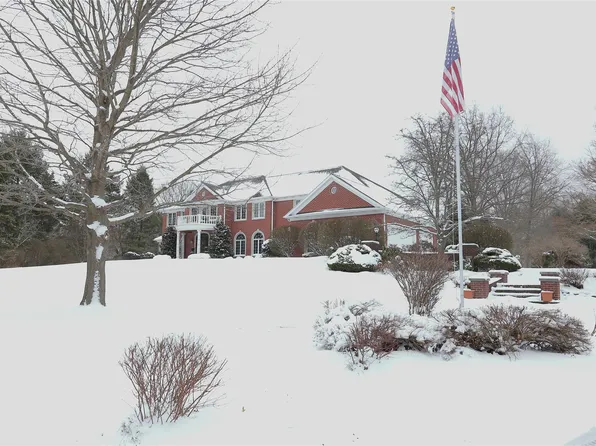 4969 Wolf Rd, Erie, PA 16505