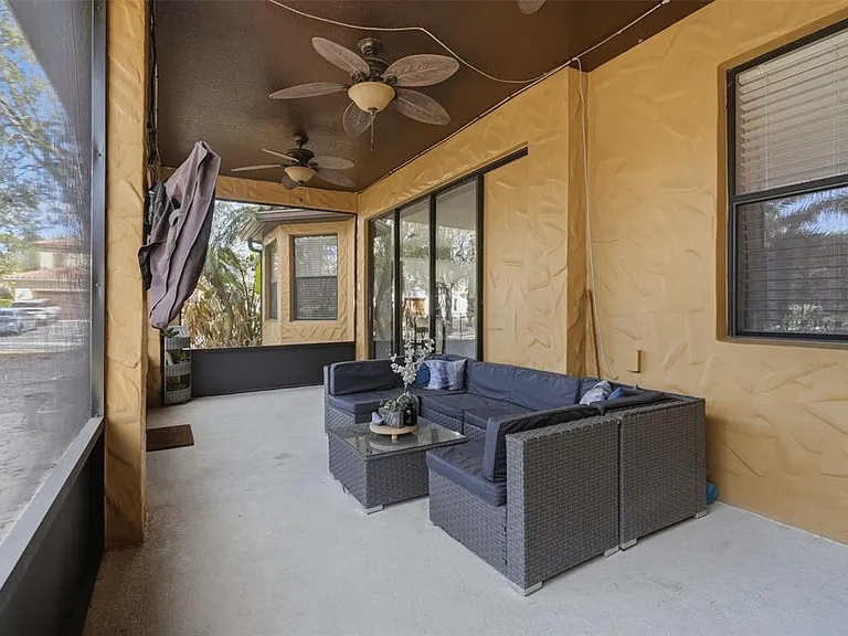 119 Elissar Dr — Photo 43
