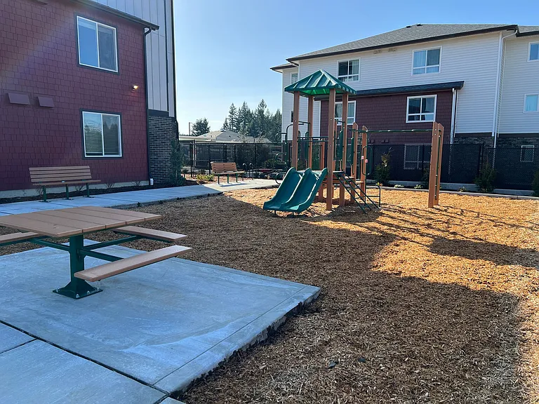 410 Apartments in Beautiful Bonney Lake, Washington — Photo 13