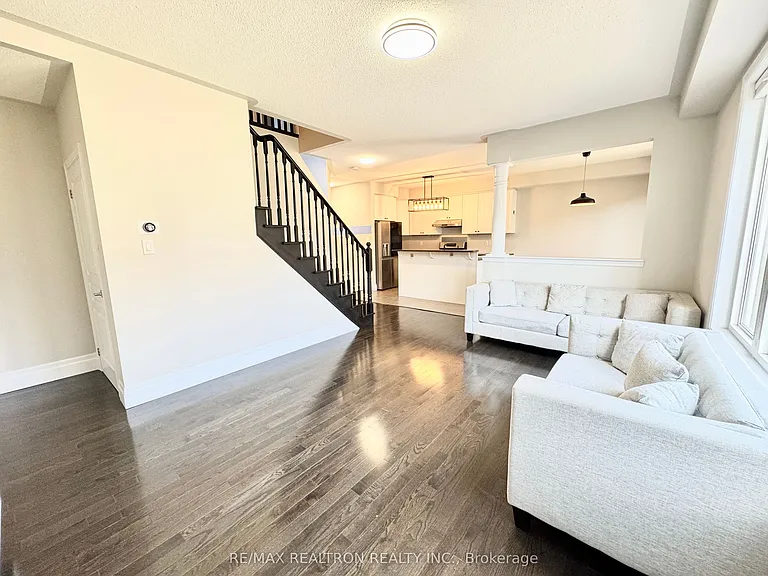 11 Stoyell Dr — Photo 8