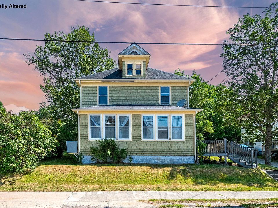 1st image of 412 Granville St