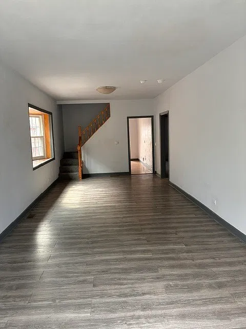 4 bed, 1636 sqft, $2,675 — Photo 3