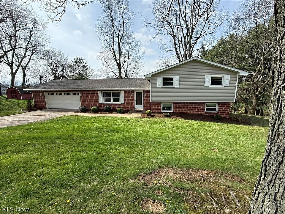1st image of 3135 Circleview Dr NW