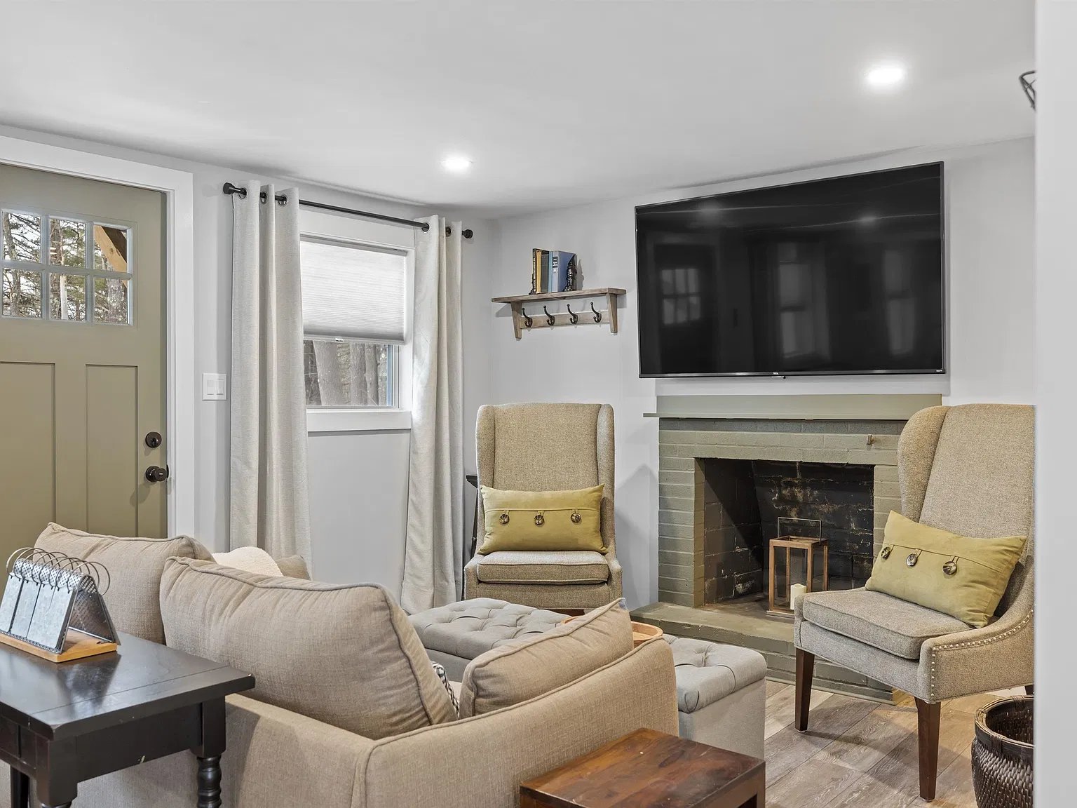1 bed, 1.0 bath, 672 sqft, $3,000 — Photo 3
