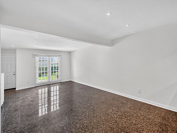 5th image of 6111 Beverly Hill St #46