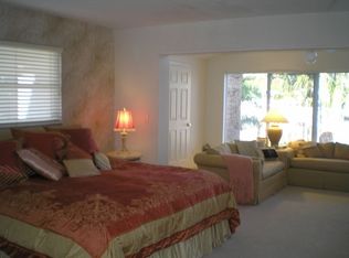 320 Palm Is SE, Clearwater, FL 33767