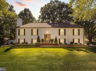 4207 Scotland Rd, Alexandria, VA 22309