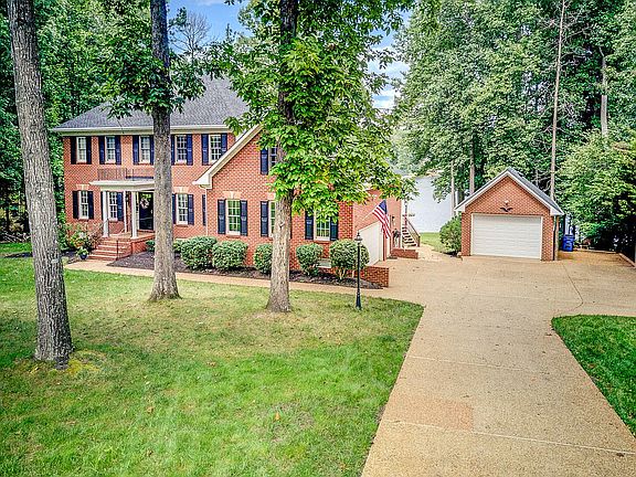 2nd image of 8418 Kintail Dr