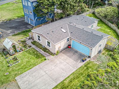 520 SW Cardinal St, Depoe Bay, OR, 97341