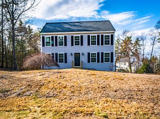 2 Treaty Ct, Sandown, NH 03873