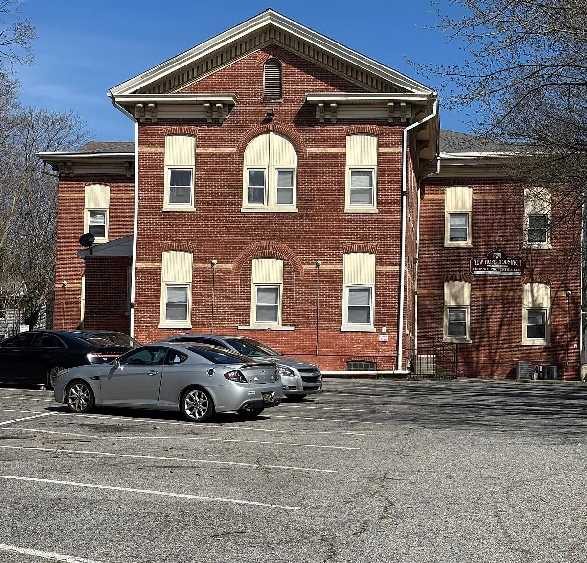 1 bed, 985 sqft, $1,125 — Photo 4