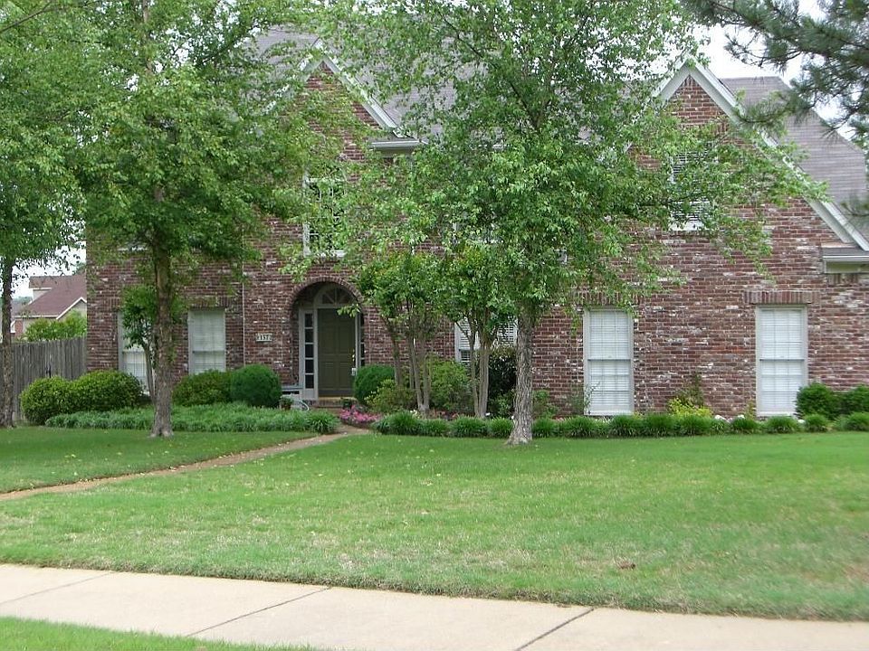 For Sale: 1372 Crossview, Collierville, TN 38017